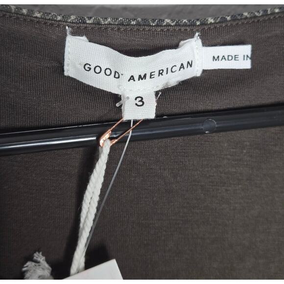 Good American Asymmetrical Neck Mesh Sleeve Snakeskin Crop Top NEW Women's Large - Picture 6 of 10